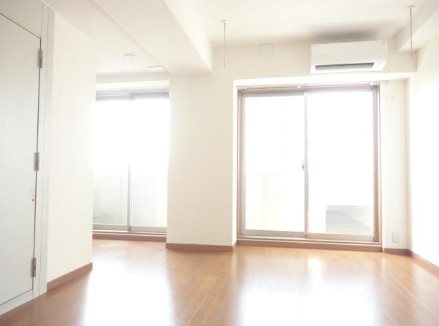 世田谷区代田6丁目楽器可(防音・ピアノ・弦管打楽器・声楽)マンション リビング