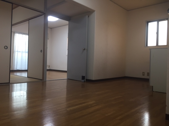 愛知県名古屋市千種区新西１丁目 リビング