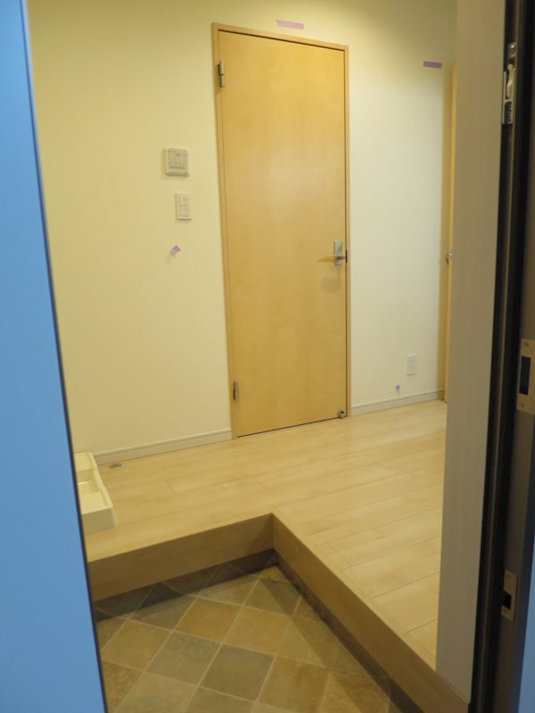 ミレニア草加住吉 玄関