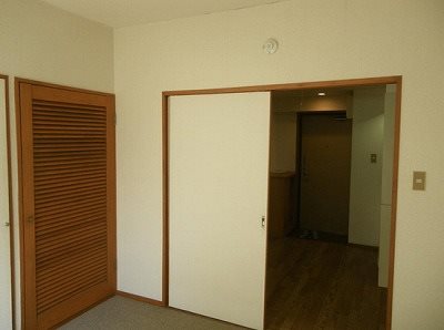 目黒区碑文谷6丁目楽器可(ピアノ・弦楽器)マンション 収納