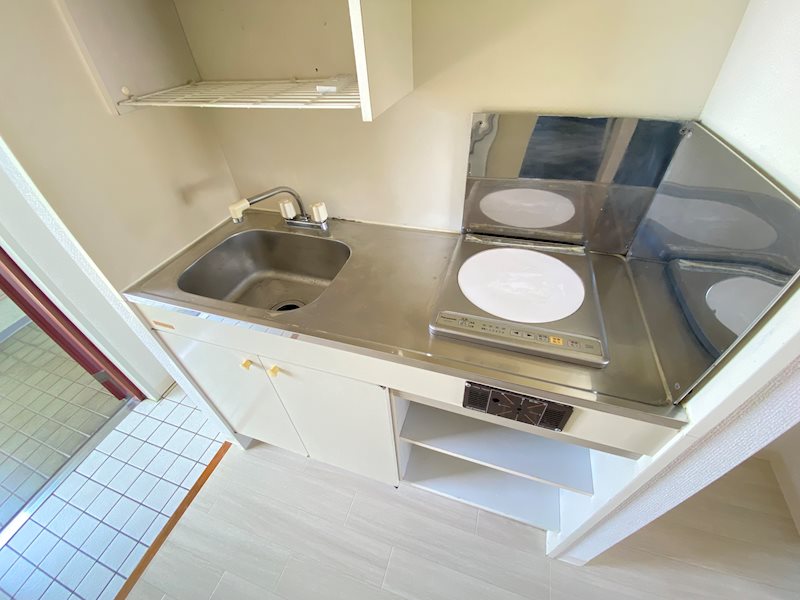 リンダーホフ　 キッチン