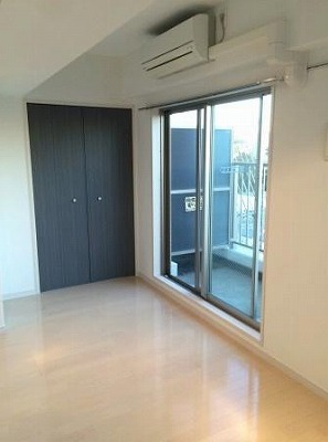 目黒区下目黒3丁目楽器可（ピアノ・弦管打楽器）マンション リビング