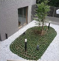 草加市両新田東町楽器可(防音・24時間演奏・ピアノ・弦・管打楽器・声楽)マンション 庭