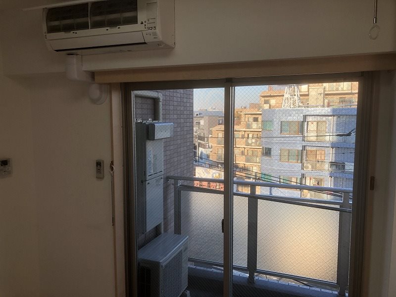 ルクシェール武蔵新田 玄関