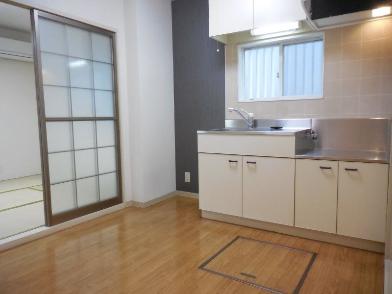 アールコーポⅡ リビング