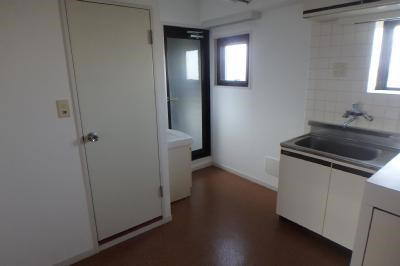 横田地ビル リビング