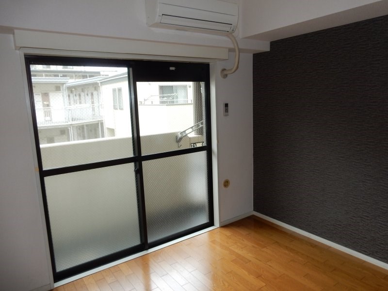 リーセントパレス多摩 リビング