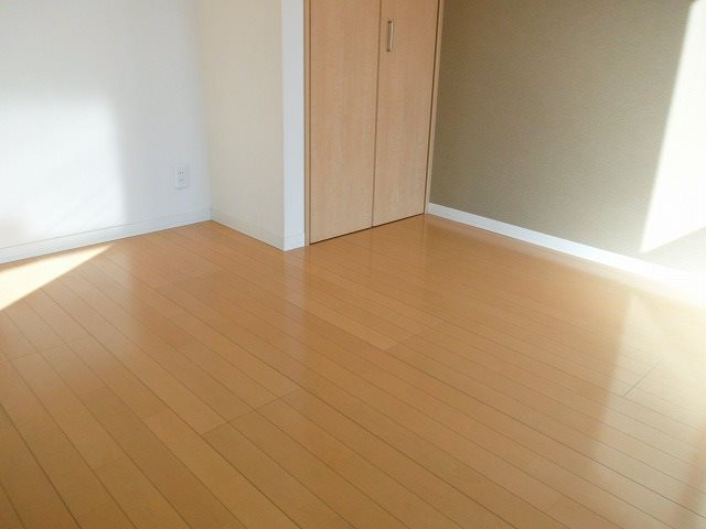 ホワイトテラス ベッドルーム