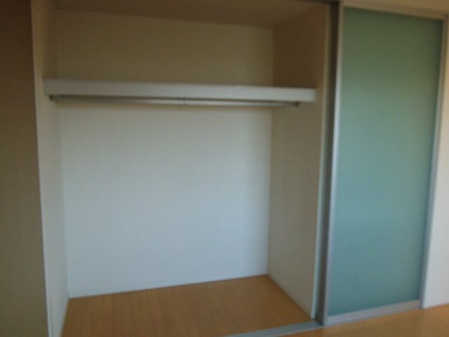 ホワイトテラス 収納