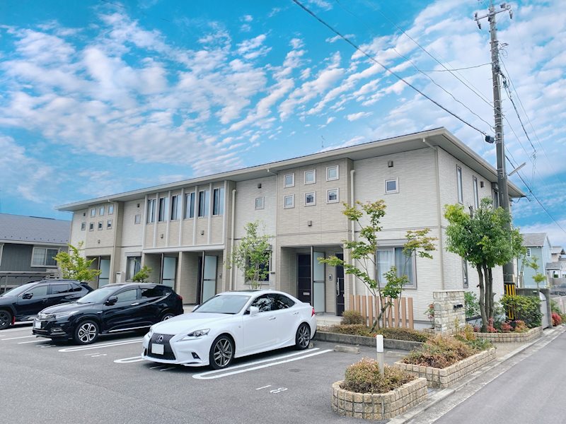 シャーメゾン城山 外観
