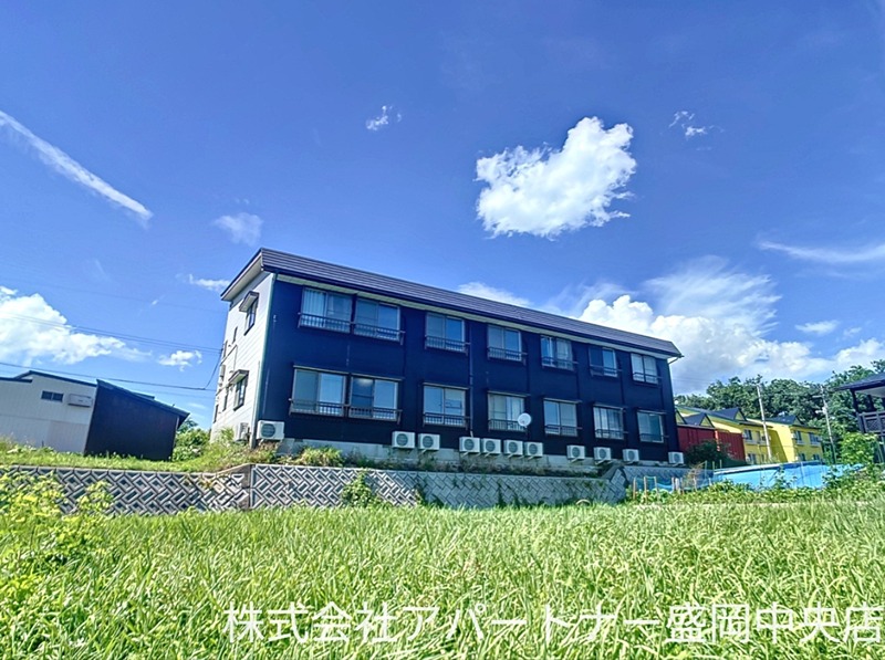カレッジハウス 外観