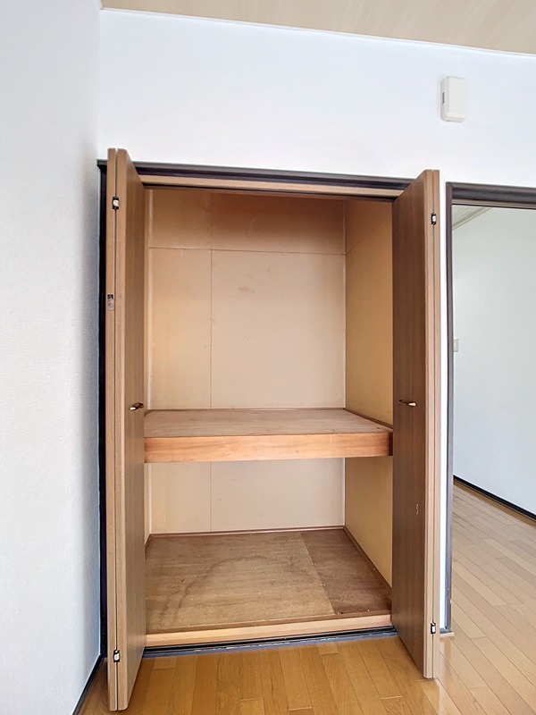 カレッジハウス 収納