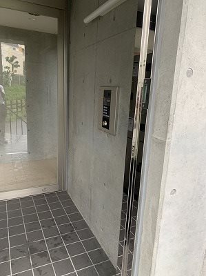 世田谷区赤堤1丁目楽器可(防音・グランドピアノ・弦・管楽器・声楽)マンション エントランス