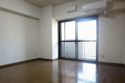 横浜市神奈川区沢渡楽器可(防音・グランドピアノ・弦管打楽器・声楽・DTM)マンション 玄関
