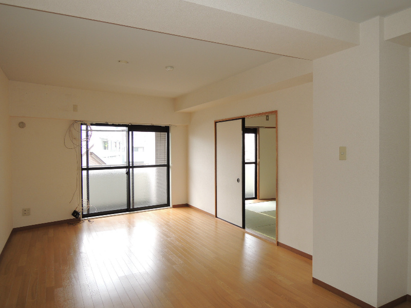 プラザクリエイト リビング