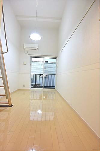 イースタンパレス藤沢第2 リビング