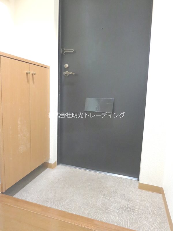 エスコート大森 玄関