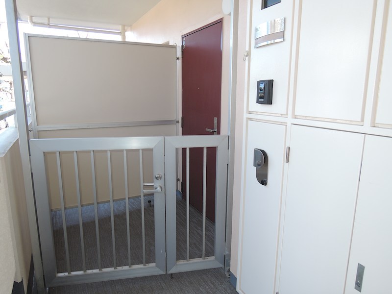 ルミエール稲田堤 玄関