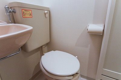 豊島区長崎6丁目楽器可(防音・ピアノ・弦・管楽器・声楽)アパート トイレ