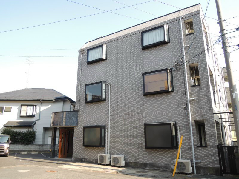 センプリーチェ 202号室 外観