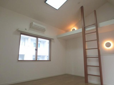 港区赤坂7丁目楽器可（ピアノ・弦管打楽器・声楽）メゾネットマンション ベッドルーム