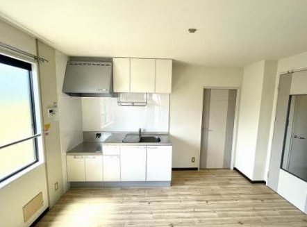 メゾン佐方 キッチン