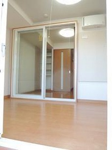 杉並区高円寺北2丁目楽器可(防音・弦楽器・声楽)マンション ベッドルーム