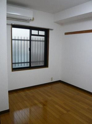 世田谷区北烏山9丁目楽器可(防音・ピアノ・弦・管楽器・声楽)マンション ベッドルーム