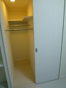 新宿区西新宿5丁目楽器可（ピアノ・弦管打楽器・声楽）マンション 玄関