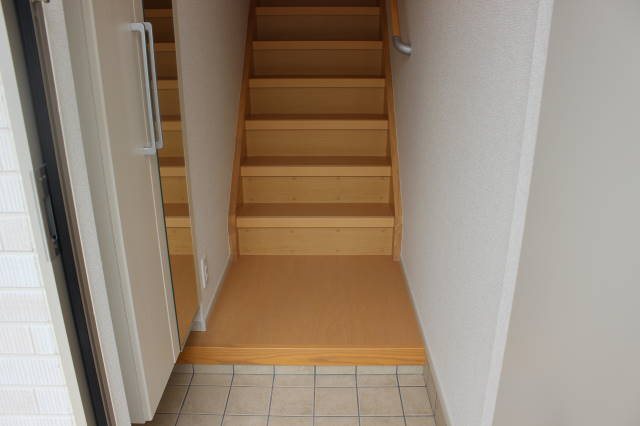 メイビオーラ 玄関