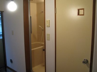 練馬区中村南2丁目楽器可（弦楽器）アパート リビング