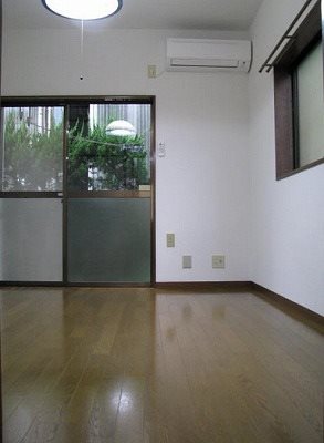 練馬区中村南2丁目楽器可（弦楽器）アパート ベッドルーム