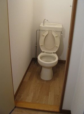 練馬区中村南2丁目楽器可（弦楽器）アパート トイレ