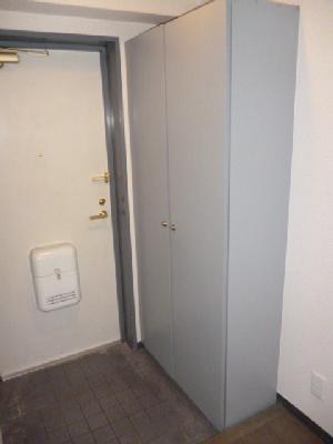 グレース上野芝 玄関