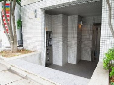 世田谷区三軒茶屋２丁目楽器可(ピアノ・弦楽器)マンション ベランダ