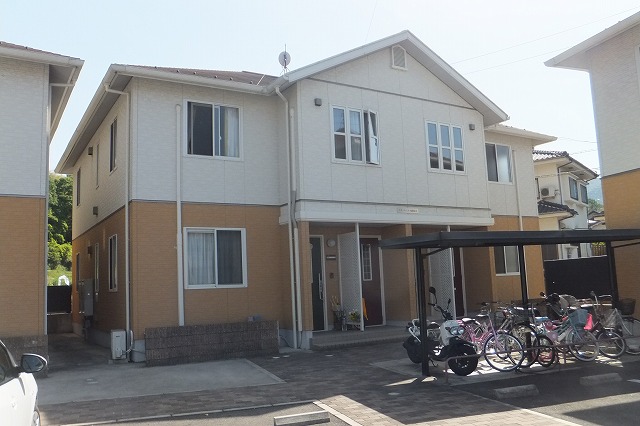 リズィエール地御前 B棟 外観