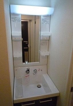 大田区鵜の木1丁目楽器可(防音・ピアノ・弦・管楽器・声楽)マンション 洗面所