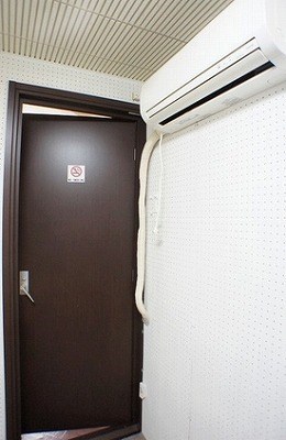 国立市東2丁目楽器可（防音・ピアノ・弦管楽器・声楽）アパート 玄関