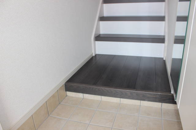 グラース・エム 玄関