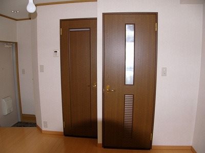 府中市緑町3丁目楽器可(防音・ピアノ・弦・管楽器・声楽)マンション 玄関