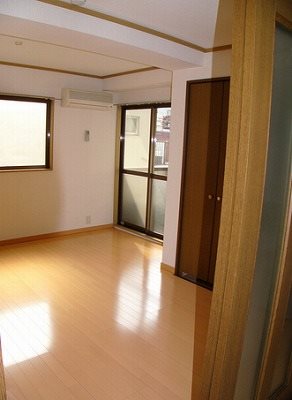 府中市緑町3丁目楽器可(防音・ピアノ・弦・管楽器・声楽)マンション ベッドルーム