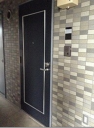清瀬市元町１丁目楽器可(防音・グランドピアノ・弦管楽器・声楽）マンション 玄関