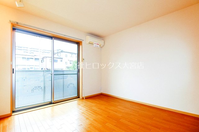 レジデンス・ハニー リビング