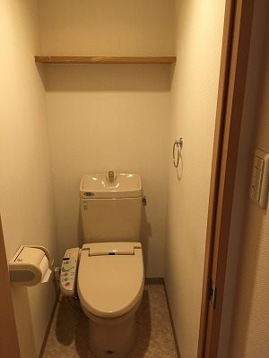 練馬区小竹町1丁目楽器可(ピアノ・弦・管楽器・声楽)マンション トイレ