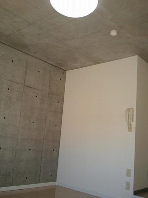 立川市砂川町８丁目楽器可（グランドピアノ・弦管楽器・声楽）女性限定マンション 玄関