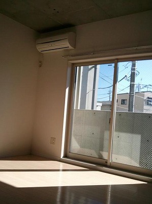 立川市砂川町８丁目楽器可（グランドピアノ・弦管楽器・声楽）女性限定マンション リビング
