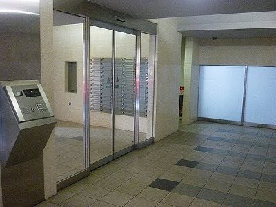 川崎市川崎区小川町楽器可(グランドピアノ・弦楽器・声楽)マンション エントランス