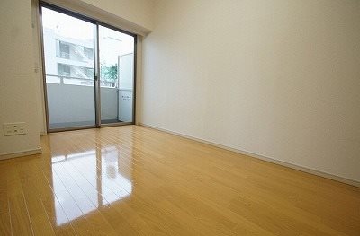川崎市川崎区小川町楽器可(グランドピアノ・弦楽器・声楽)マンション ベランダ