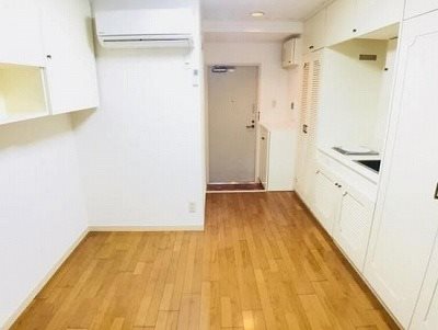 新宿区上落合2丁目楽器可(防音・グランドピアノ・弦・管楽器・声楽)マンション リビング