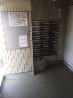 所沢市北有楽町楽器可(弦楽器)マンション ロビー
